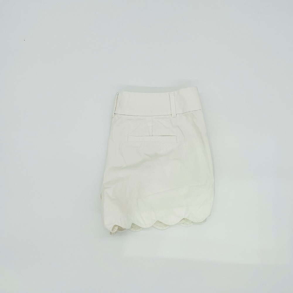 Women’s Loft White Shorts A-6